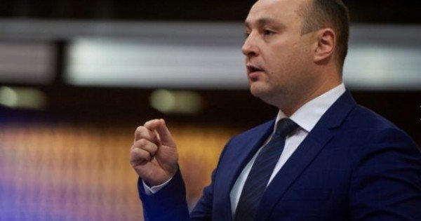 Socialiștii îi îndeamnă pe colegii din opoziție să țină cont de posibilitățile financiare ale țării: „În afară de agricultură, mai sunt și alte domenii”