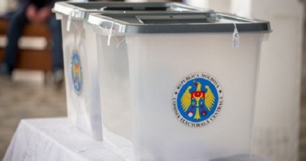 Alegeri prezidențiale/ Pe 1 octombrie expiră termenul de depunere a declarației de ședere