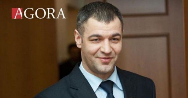 Octavian Țîcu a depus semnăturile la CEC pentru a fi înregistrat în cursa electorală
