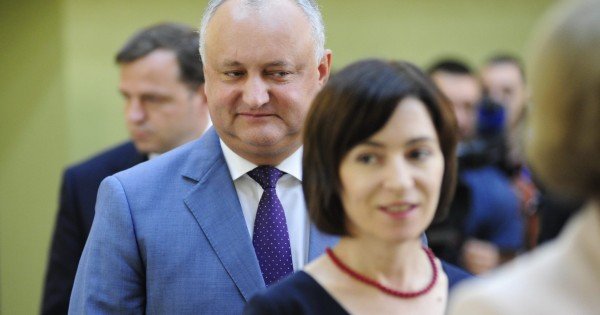 DOC/ Cererea de chemare în judecată depusă de Igor Dodon împotriva Maiei Sandu, trimisă la rejudecare la Judecătoria Chișinău