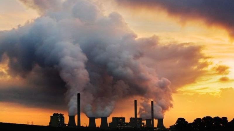 Aerul ucide în UE: Peste 400.000 de europeni au murit din cauza poluării