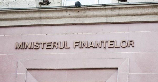 Ministerul Finanțelor: Știrea despre impozitarea coletelor din diasporă este falsă