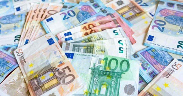 Comisia Europeană, în numele UE, a transmis R.Moldova 50 de milioane de euro din pachetul de asistență macrofinanciară de urgență pentru lupta cu COVID-19