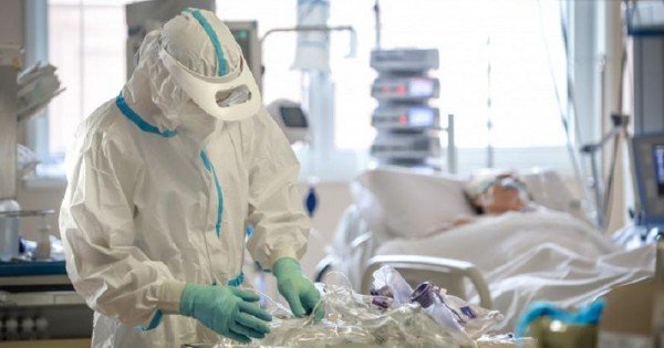 Scandal în Italia din cauza planului de pandemie care permite medicilor să aleagă pe cine salvează și pe cine nu