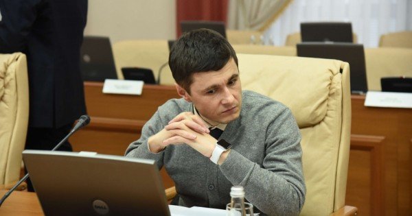 /STOP CADRU/ Ministrul Fadei Nagacevschi se plânge că are doar 13 mii de lei pe lună și trăiește de la salariu la salariu