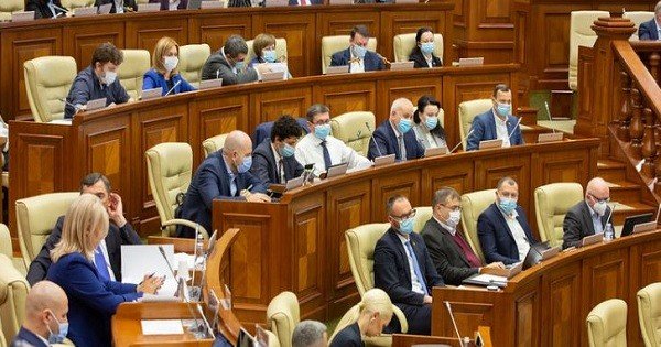 DOC/ Fracțiunea PAS cere anularea ordinului MECC, prin care s-a aprobat componența nominală a Consiliului Național al Monumentelor Istorice