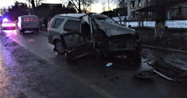 Un nou accident fatal, cu un polițist la volan: Pasagerul a murit la loc // FOTO