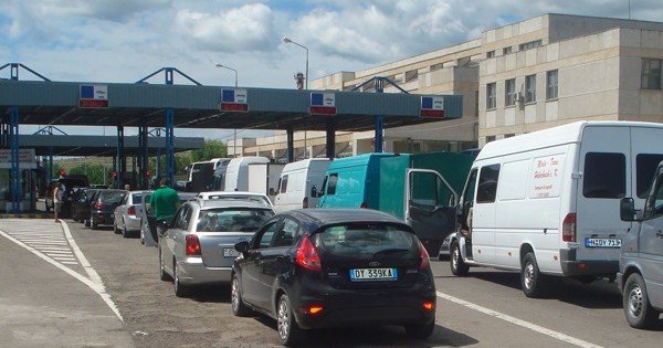Testul negativ la Covid-19 NU mai este obligatoriu la intrarea în Republica Moldova