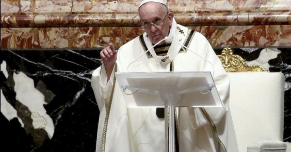 Papa Francisc cere instituţiilor financiare internaţionale să reducă datoriile ţărilor sărace