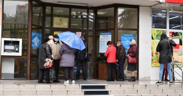 Ce urmează după decizia Curții Constituționale și când ar putea avea loc anticipate în Republica Moldova