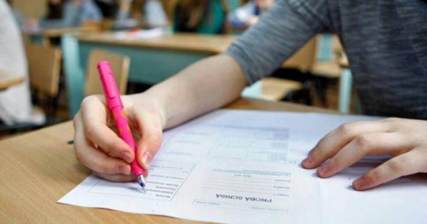 Examenele de Bacalaureat rămân în picioare. Ministerul Educației se consideră pregătit