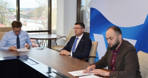 Victoriabank, primul intermediar financiar al primelor emisii de obligațiuni municipale