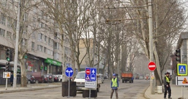 Autoritățile municipale anunță că, timp de două zile, va fi suspendat total traficul rutier pe strada Ion Creangă