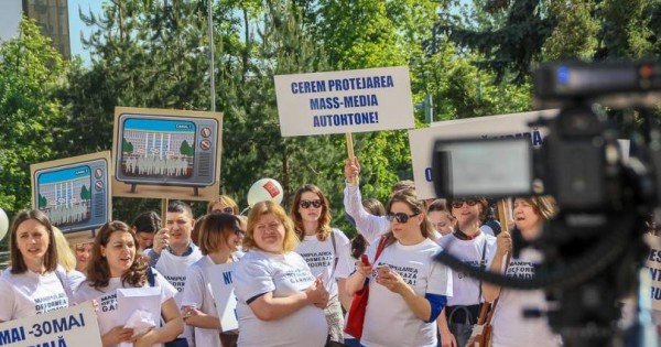 Memoriu // Libertatea mass-media a cunoscut un declin alarmant, iar redacțiile independente au rămas vulnerabile financiar