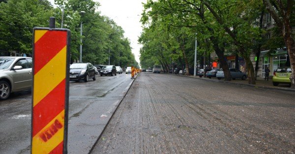 Traficul rutier pe strada Ion Creangă, tronsonul cuprins între Calea Ieșilor și Alba-Iulia, suspendat în totalitate. Cum va circula transportul public