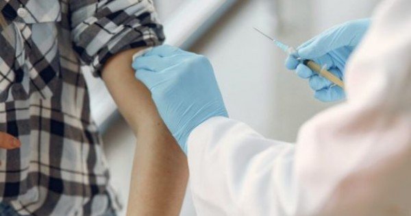 30% din populația Europei, vaccinată anti-COVID. OMS: Este insuficient pentru a evita un nou val al pandemiei
