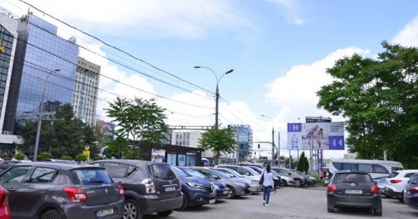 Încă o parcare publică a fost eliberată în centrul capitalei