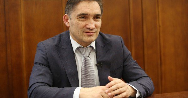 „Din ce cauză trebuie să mă duc?”, se întreabă procurorul general, Alexandr Stoianoglo. Cum poate fi demis un procuror general și cine (nu) poate să-l revoce