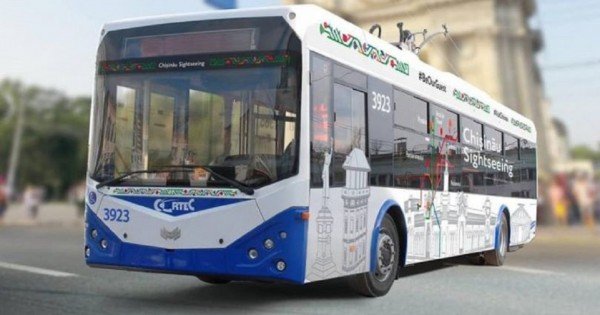 Călătoria cu troleibuzul turistic în Chișinău va costa 30 de lei