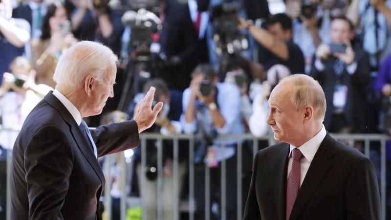 Rusia interzice intrarea în țară a 963 de americani, inclusiv a președintelui Biden