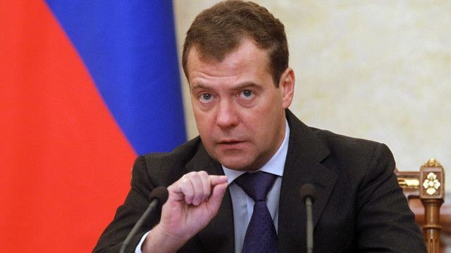 Dmitri Medvedev amenință că lasă Republica Moldova fără gaze, dacă se alătură sancțiunilor UE împotriva Rusiei. Dmitro Kuleba: Tot ce îi rămâne Rusiei este să scuipe amenințără