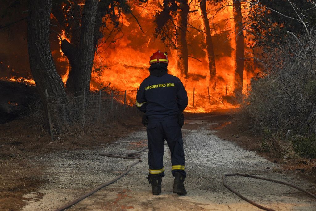 MAEIE îndeamnă moldovenii să evite deplasările pe insula Thasos, Grecia. A fost dispusă evacuarea cetățenilor din cauza incendiilor