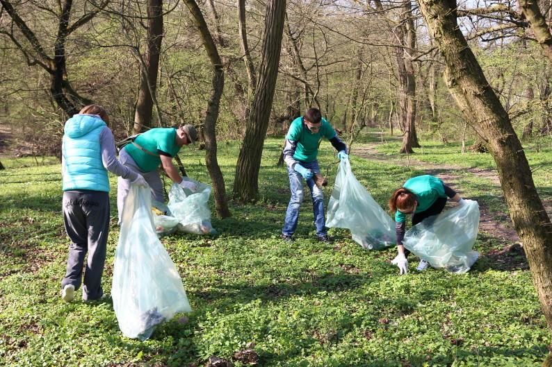 (hartă) În Moldova se va desfășura o campanie cu ocazia Zilei mondiale a curățeniei. Vezi locațiile în care va avea loc salubrizarea
