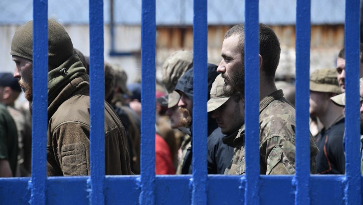Ucraina anunţă schimbul a 215 prizonieri militari, printre care şefi ai apărării de la Azovstal