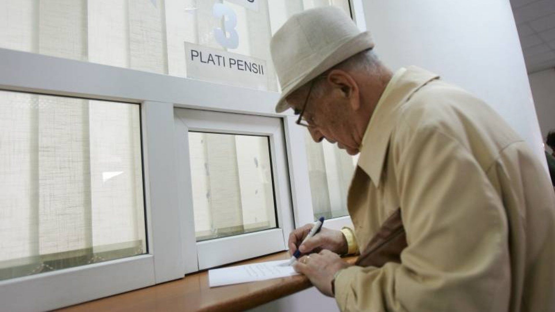 Votat în parlament! Moldovenii stabiliți în Spania vor beneficia de pensii