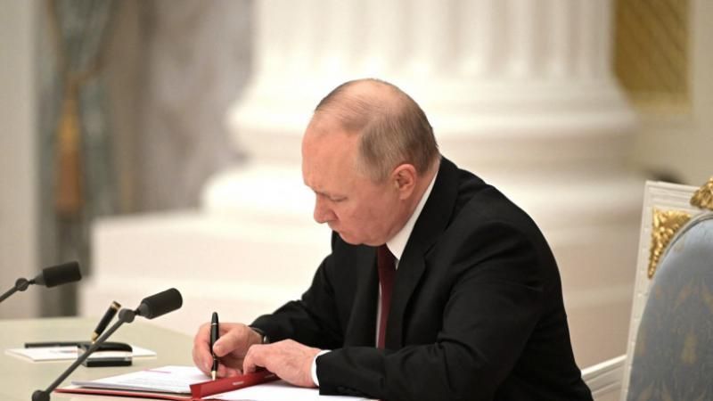 Putin a semnat în miez de noapte recunoașterea independenței regiunilor Zaporojie și Herson