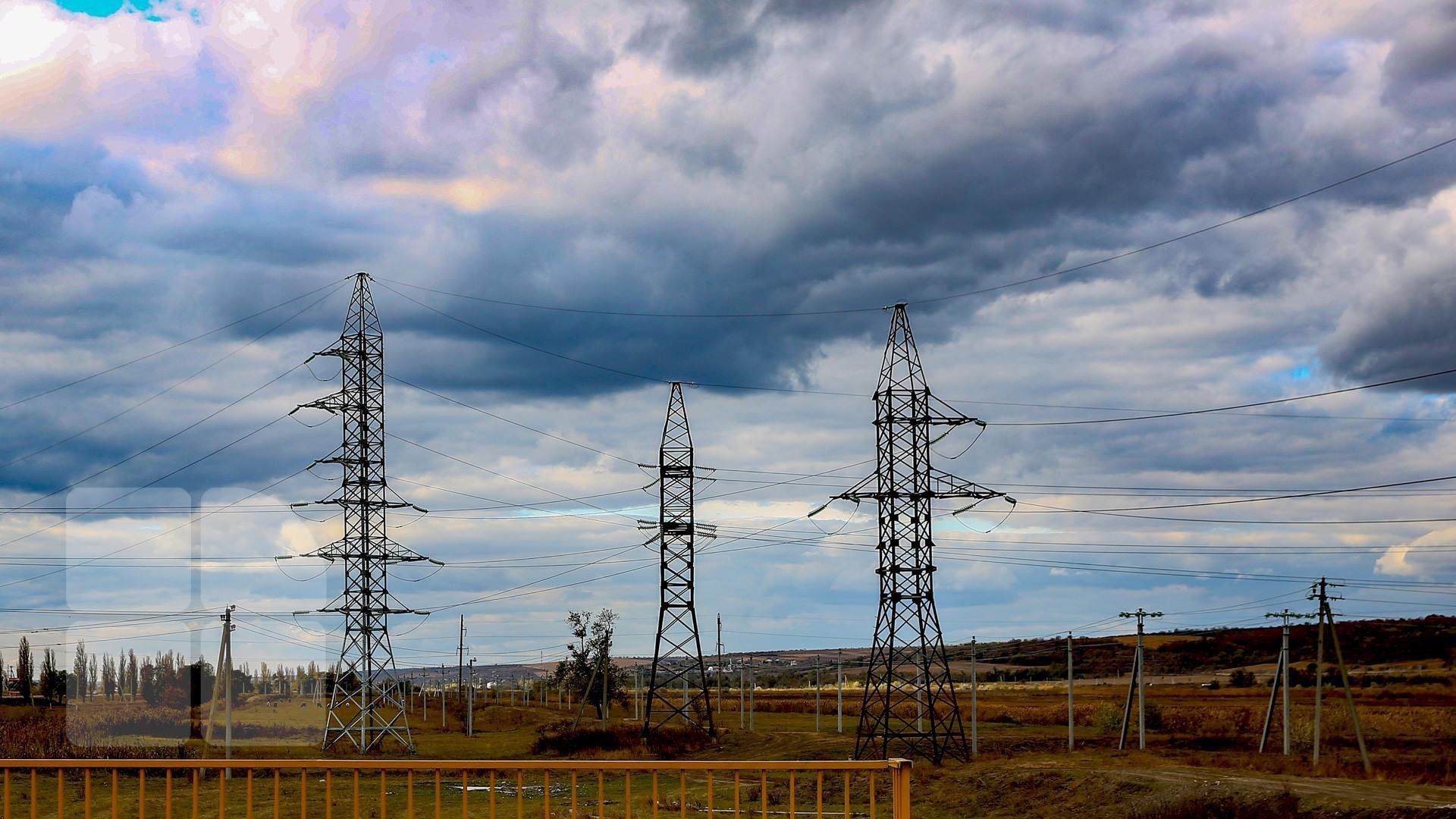 Un nou ajutor de peste Prut! România a majorat volumele de energie electrică livrate R.Moldova