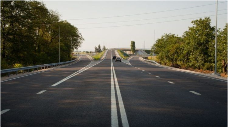 R. Moldova împrumută 100 de mil. de euro de la BERD pentru reparația drumurilor; Cele patru tronsoane care sunt vizate