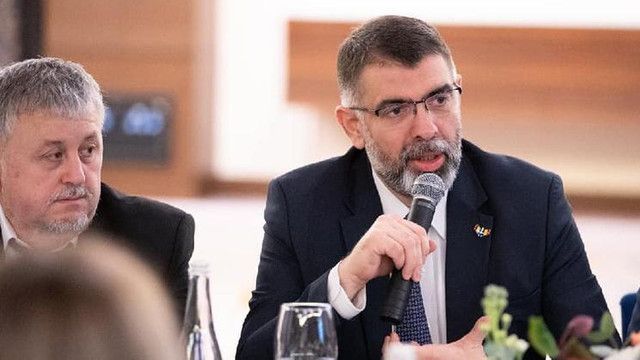 Deputatul român Robert Cazanciuc propune ca alegerea parlamentarilor în România și Republica Moldova să nu fie incompatibilă
