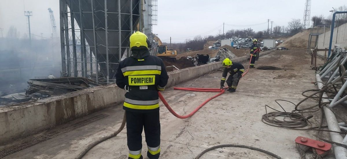 Реакция властей на пожары в порту Джурджулешть: деятельность  Danube Oil Company приостановлена