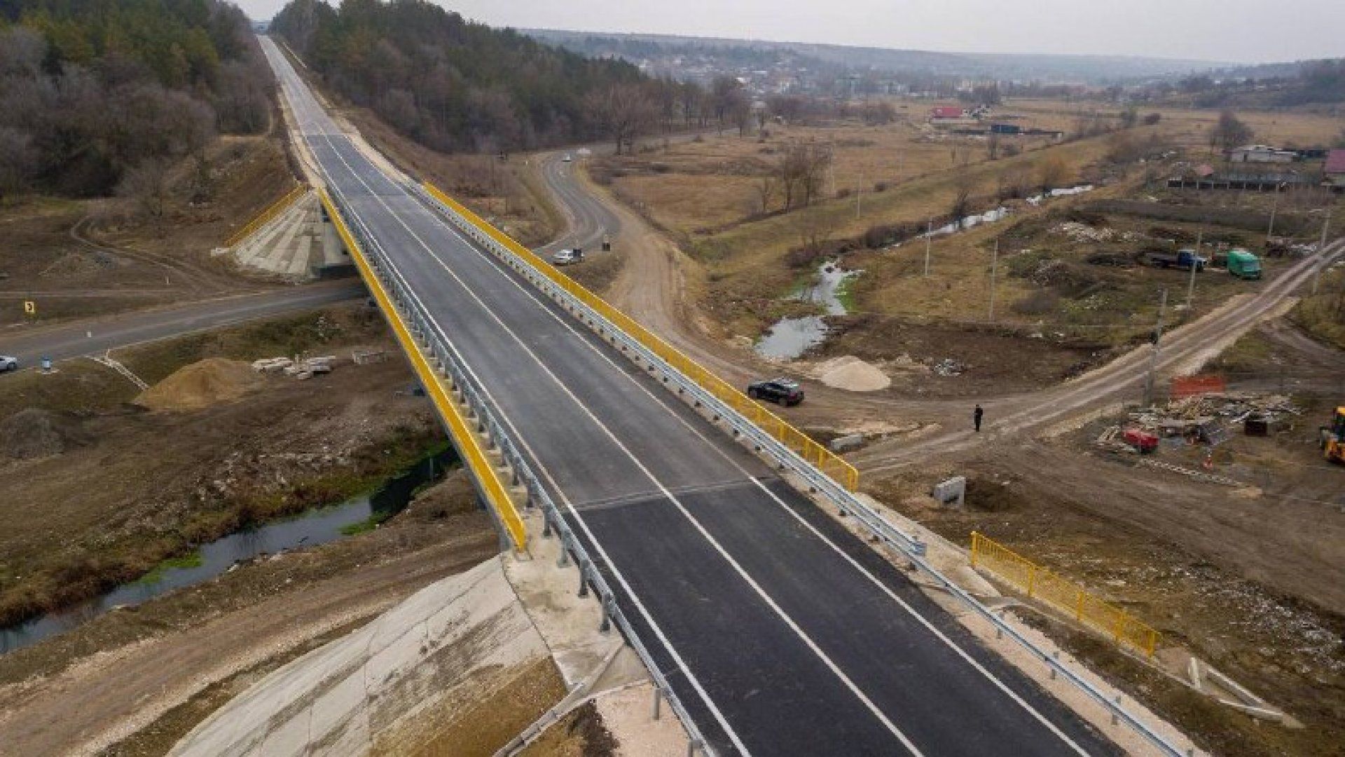Circulația rutieră pe podul din preajma localității Hrușova, RELUATĂ
