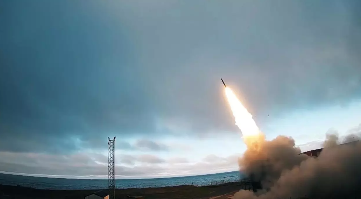 SUA se pregătesc să trimită în Ucraina rachete pentru lansatoarele HIMARS cu rază de acțiune de două ori mai mare decât acum