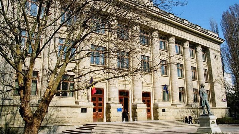 Mitropolia Basarabiei anunță că nu va schimba destinația clădirii fostului Seminar Teologic din Chișinău și că acesta va putea fi folosit în continuare de Biblioteca Națională