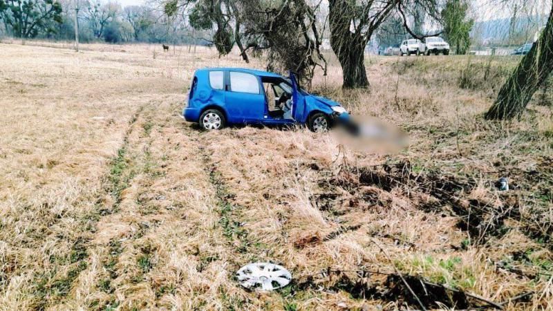 Accident cumplit la Orhei: Un tânar de 19 a decedat după ce mașina în care se deplasa a ajuns într-un șanț