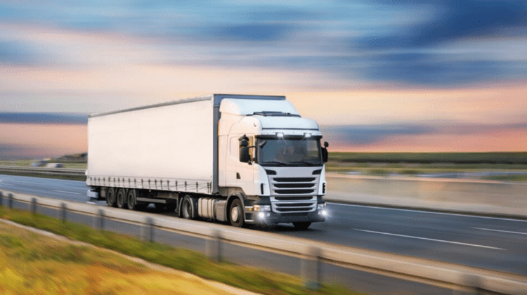 Transportatorii de mărfuri din RM vor continua să circule în UE fără autorizații; Acord, ratificat de Guvern