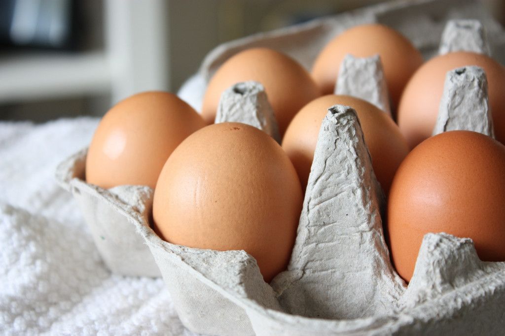 Un lot de ouă de găină este retras din comerț. Acestea au fost depistate pozitiv la salmonela