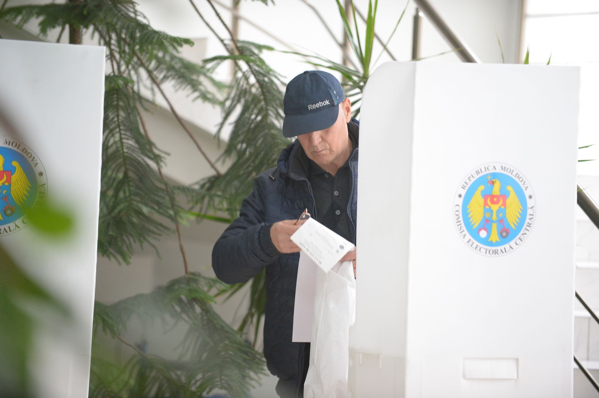 Alegeri locale, turul II: Prezența la urnele de votare