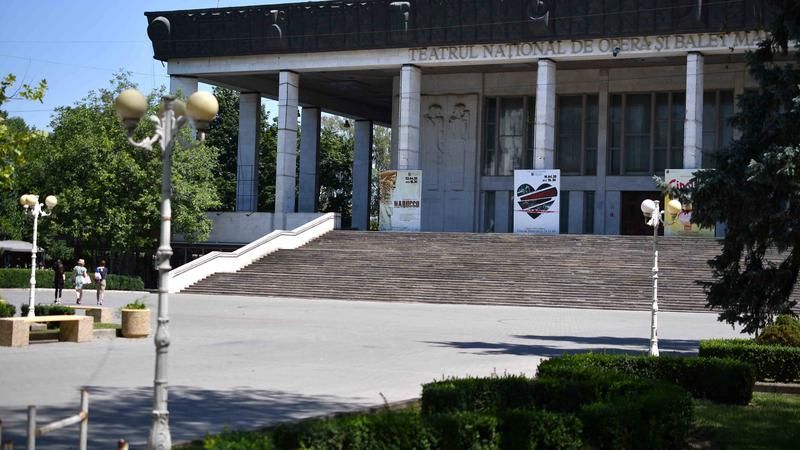 Mozaicul de pe Teatrul Național de Operă și Balet „Maria Bieșu” a devenit monument de for public