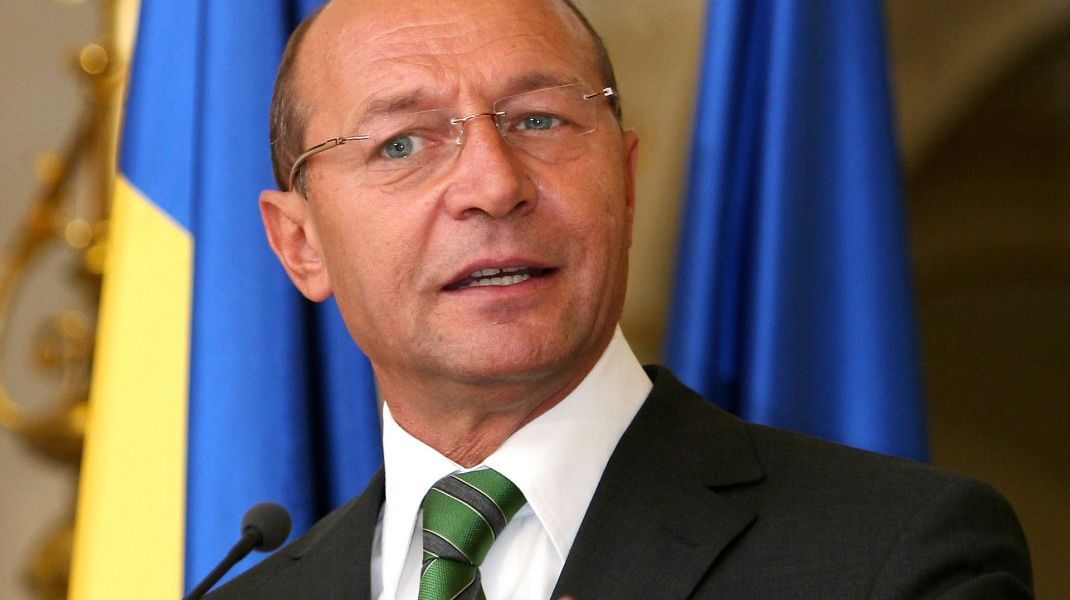 Traian Băsescu, fostul președinte al României, este internat la spital. Ce se cunoaște despre starea acestuia