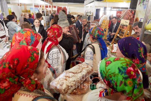FOTO | Expoziția „Fabricat în Moldova” a fost inaugurată la Chișinău 