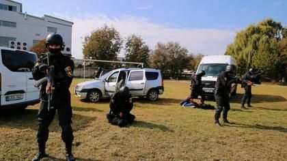 BDS „Fulger” desfășoară exerciții tactice în sudul R.Moldova. Poliția îndeamnă cetățenii la calm