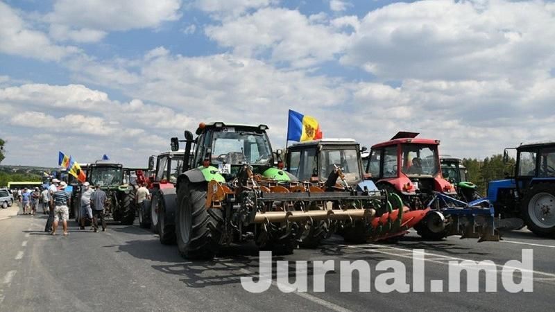 Fermierii vor să blocheze PTF Leușeni-Albița. Poliția recomandă călătorilor să evite acest punct de trecere