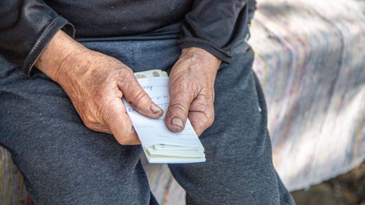 Peste 47 de mii de bătrâni au beneficiat de ajutor financiar pentru perioada rece a anului