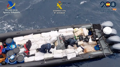 Un cetățean al Republicii Moldova a fost arestat pe o barcă în care erau patru tone de cocaină în Arhipelagul Canarelor