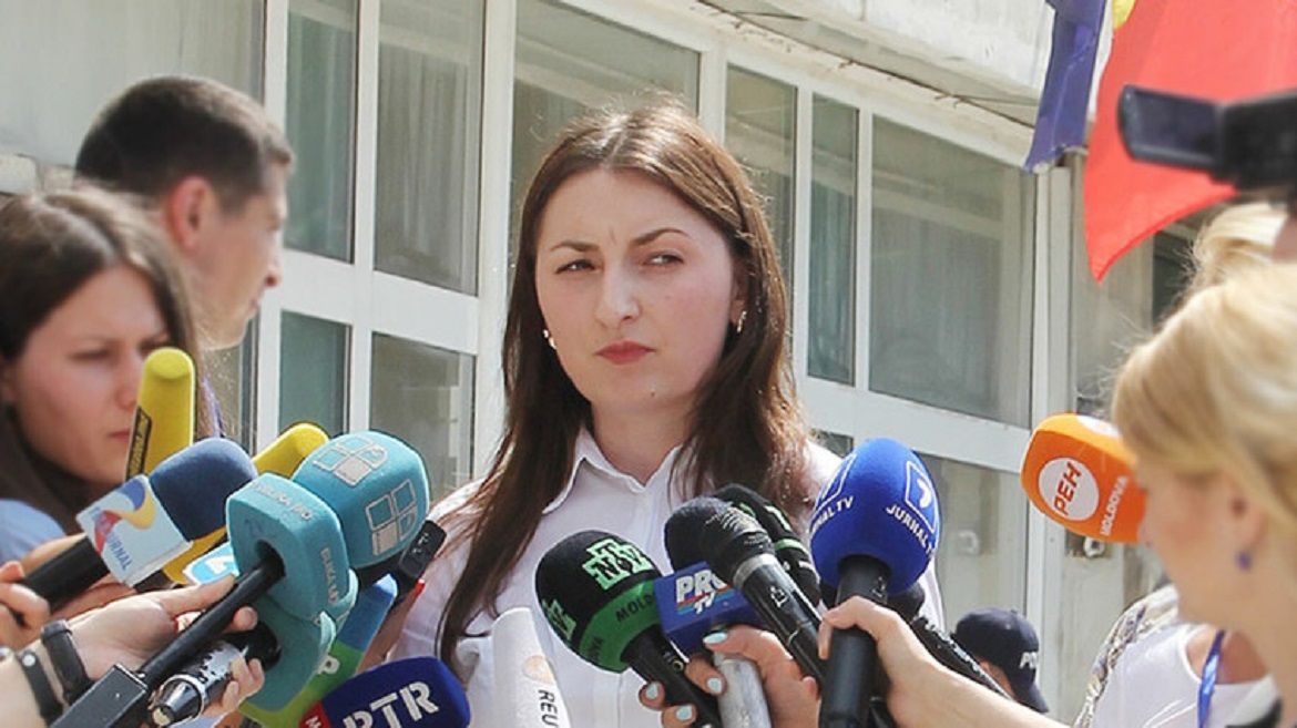 Instanța a decis: Dosarul penal pornit pe numele Adrianei Bețișor, clasat
