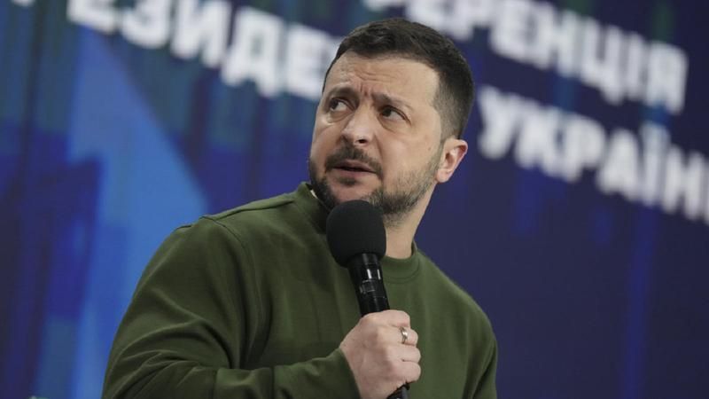 Cel puţin 31.000 de militari ucraineni au fost ucişi în doi ani de război, anunţă Volodimir Zelenski în premieră